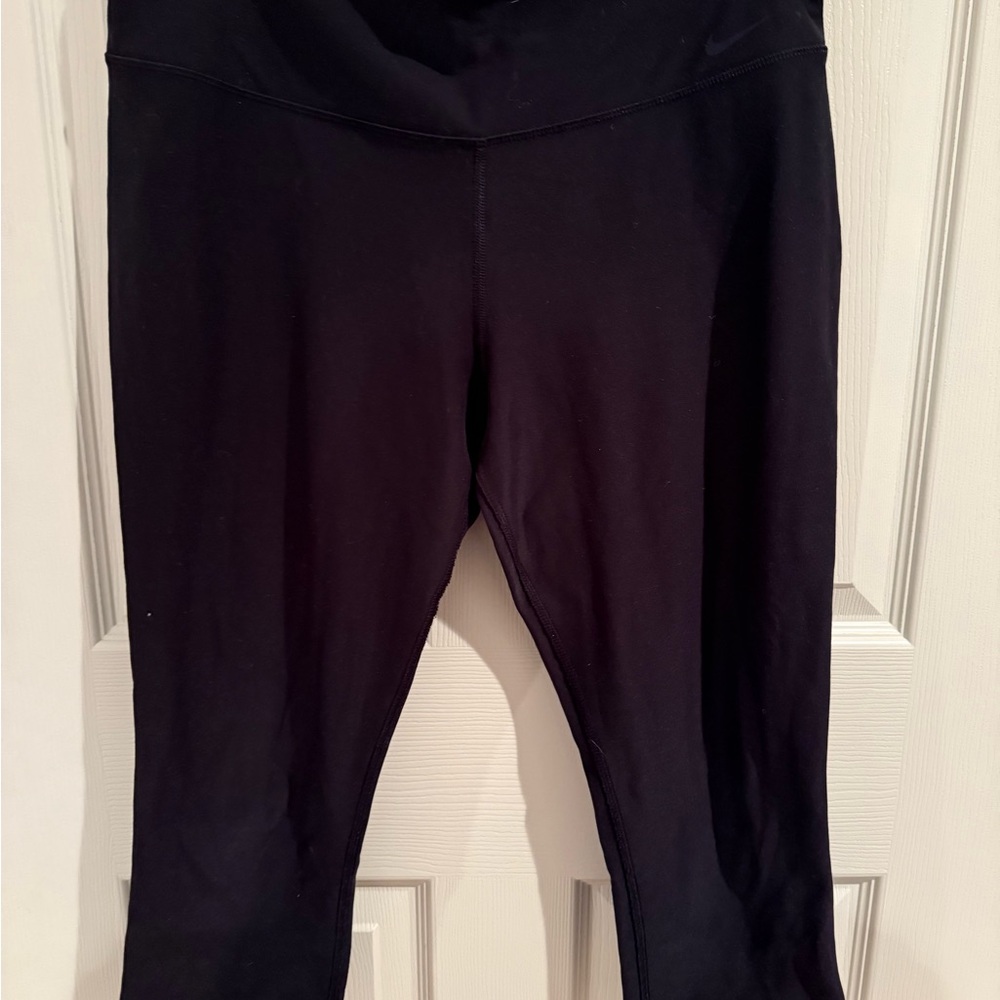 Nike Dri-FIT Black 3/4  Leggings